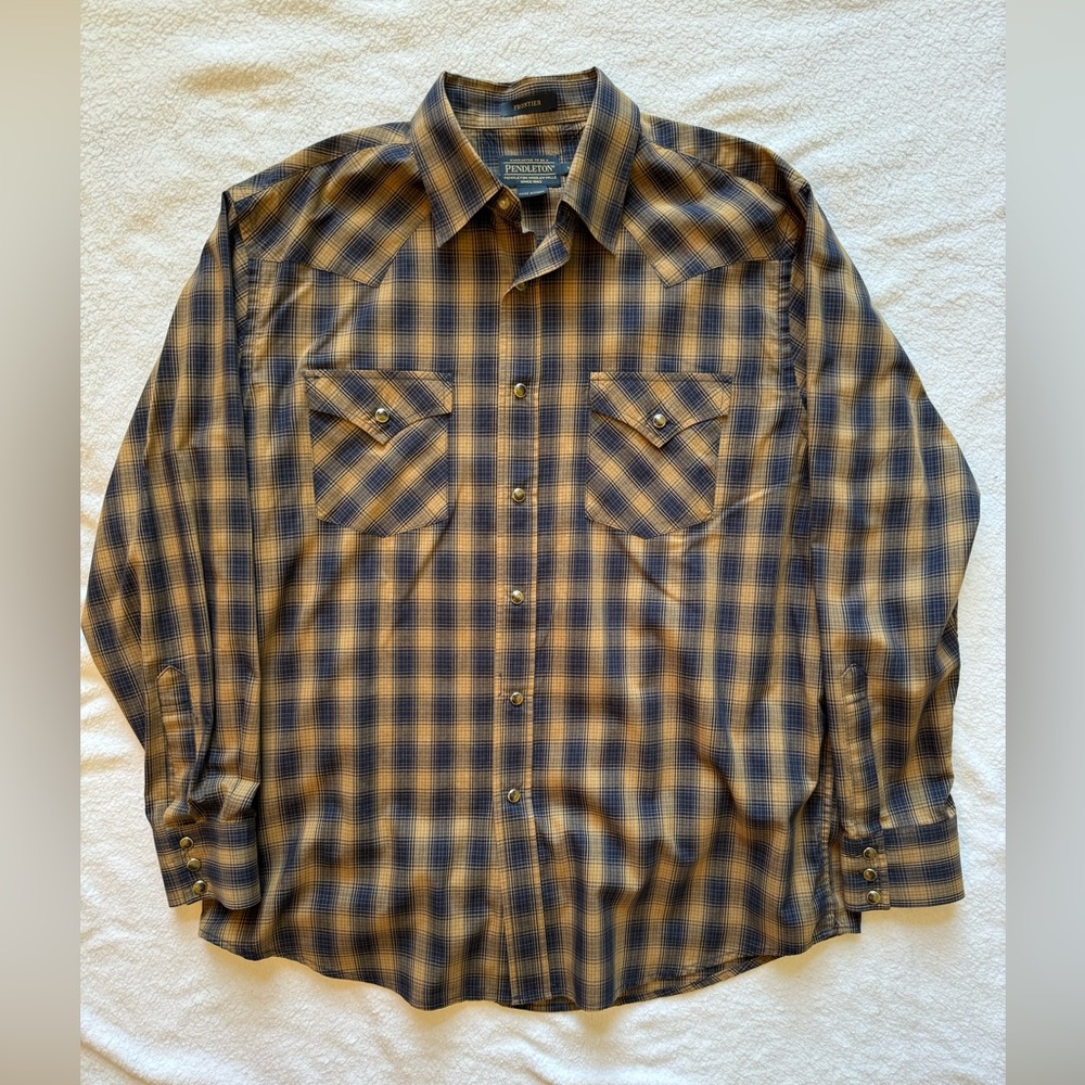Pendleton Western Shirt in Plaid Long Sleeve Button Down with Pearl Snaps